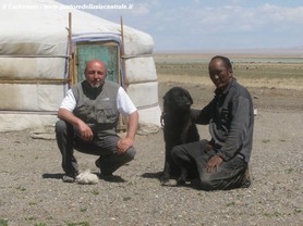 Nel Gobi Desert in MONGOLIA